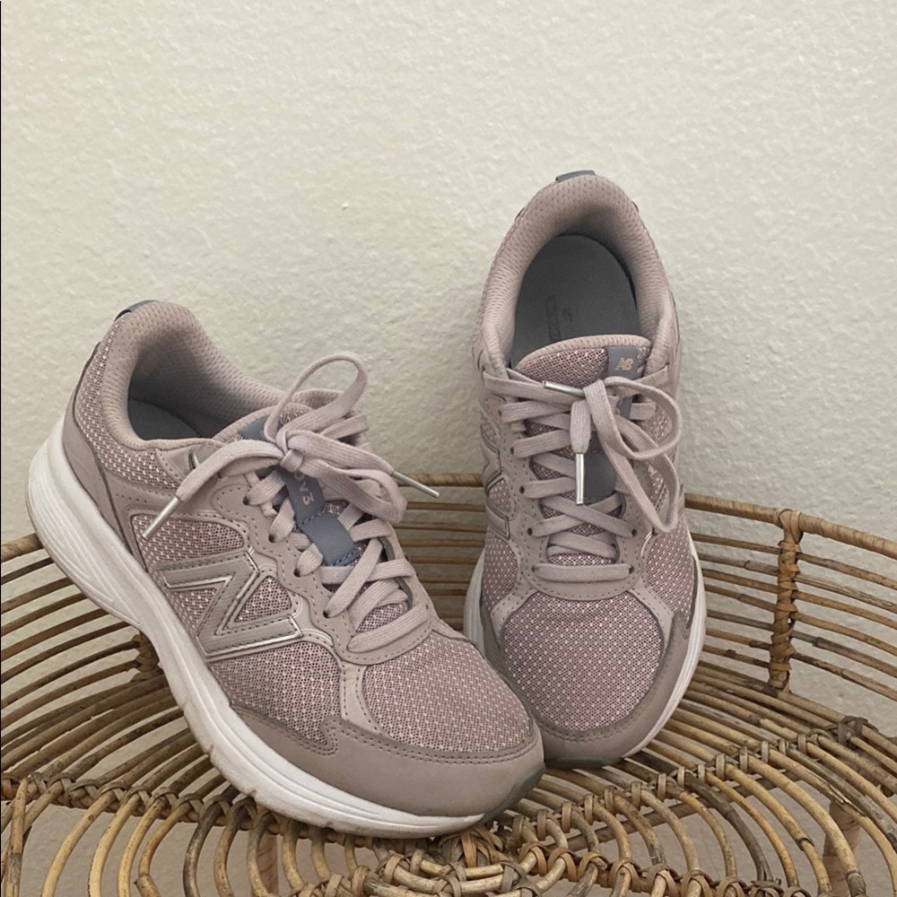 New Balance Gray Sneakers with Mesh Upper and Padded Collar